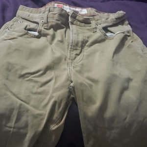 young mens modern kackis